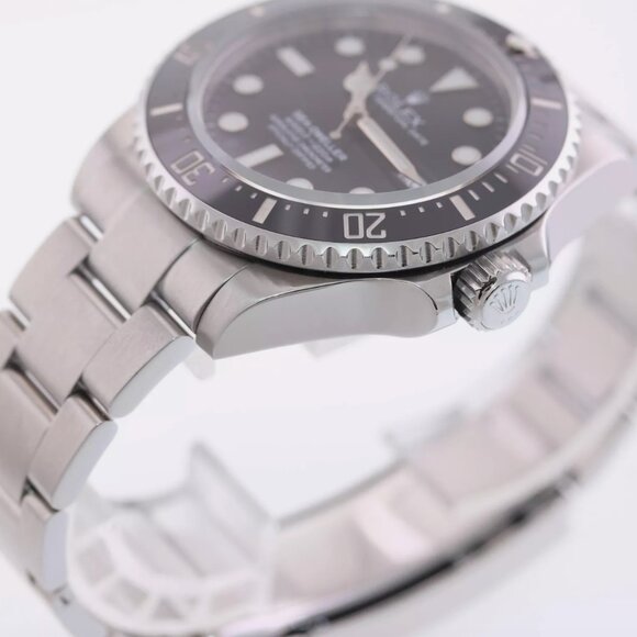 MINT Seadweller Rolex Black 40mm Watch New With Box - Picture 5 of 7